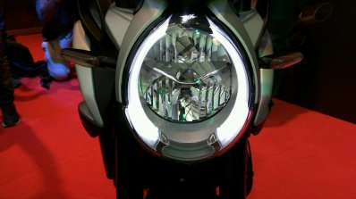 MV Agusta Brutale 800 India launch headlamp