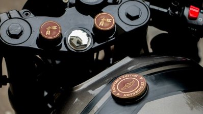 Royal Enfield Thunderbird 500 cafe racer by Rajputana Customs badging