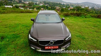 Volvo V90 Cross Country front