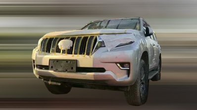 2018 Toyota Land Cruiser Prado (facelift) front three quarters spy shot