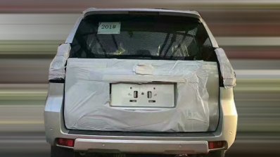 2018 Toyota Land Cruiser Prado (facelift) rear spy shot
