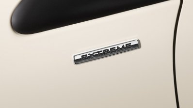 Renault Kaptur EXTREME fender badge