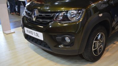 Renault Kwid 1.0L front fascia at Nepal Auto Show 2017