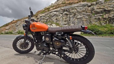 Royal Enfield Classic 350 Achilles Bulleteer Customs rear left side