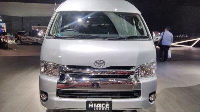 Toyota Hiace Luxury at GIIAS 2017 front view