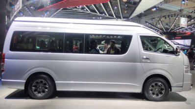 Toyota Hiace Luxury at GIIAS 2017 right side view