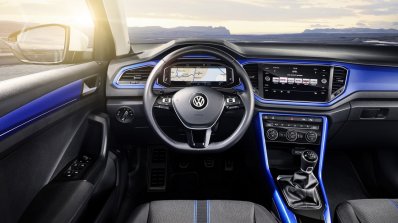 VW T-Roc dashboard driver side