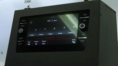 VW T-Roc infotainment system