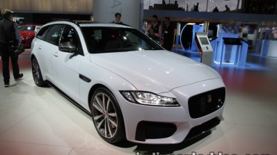 2017 Jaguar XF Sportbrake front three quarters at the IAA 2017