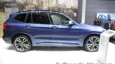2018 BMW X3 side profile at IAA 2017