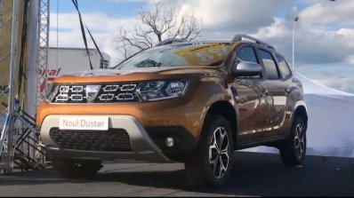2018 Dacia Duster front snapped at an outdoor event