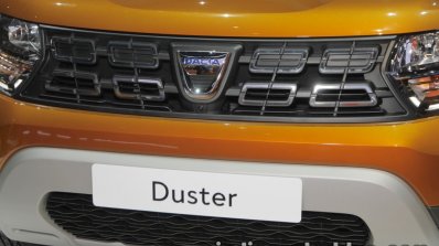 2018 Dacia Duster grille at IAA 2017