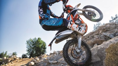 2018 KTM FREERIDE 250 F rear right action