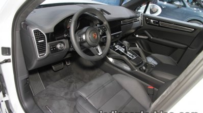 2018 Porsche Cayenne Turbo dashboard at IAA 2017