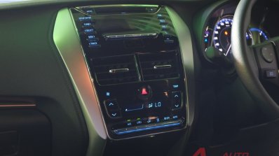 2018 Toyota Yaris Thailand live images centre console