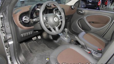 2018 smart forfour dashboard at IAA 2017