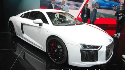 Audi R8 V10 RWS front three quarters at IAA 2017