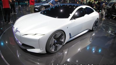 BMW i Vision dynamics front three quarters left side at the IAA 2017