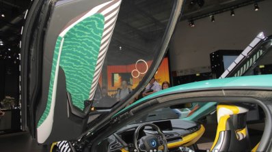 BMW i8 MemphisStyle Edition door card at IAA 2017