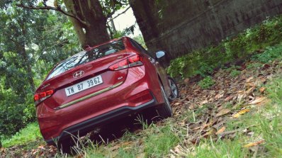 Hyundai Verna 2017 test drive review rear