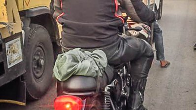 Kawasaki Estrella 175 (W175) spied in Indonesia rear view