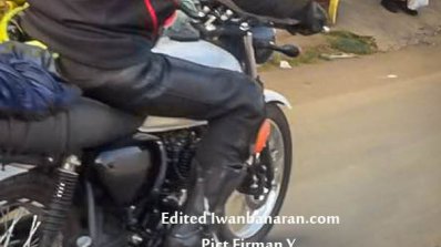 Kawasaki Estrella 175 (W175) spied in Indonesia side