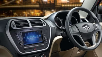 Mahindra TUV300 T10 interior features