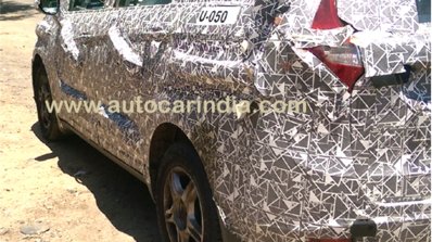 Mahindra U321 exterior spy shot