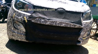 Mahindra U321 front spy shot