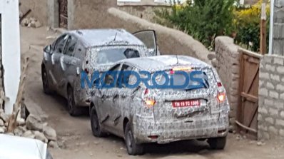 Mahindra U321 rear three quarters left side spy shot