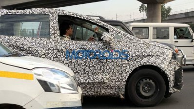 Mahindra U321 right side spy shot