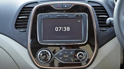 Renault Captur test drive review centre console