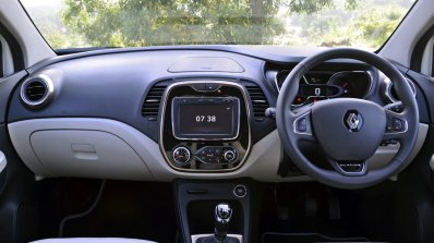 Renault Captur test drive review dashboard