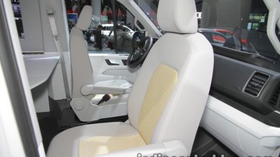 Volkswagen California XXL Concept seat