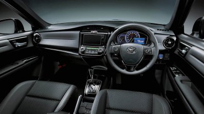 2015 Toyota Corolla Fielder dashboard