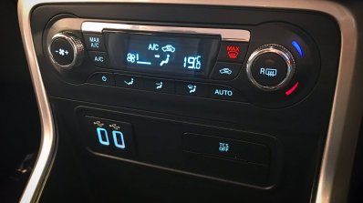 2018 Ford EcoSport facelift India-spec automcatic climate control