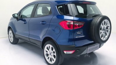 2018 Ford EcoSport facelift India-spec rear three quarters