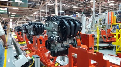 Dragon 1.5-litre Ti-VCT engine engine assembly line