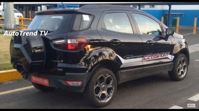 Ford EcoSport facelift spy pictures rear three quarters