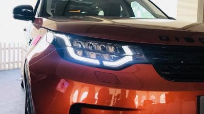 Indian-spec 2017 Land Rover Discovery headlamp