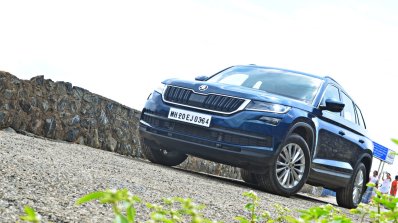Skoda Kodiaq test drive review front three quarters low