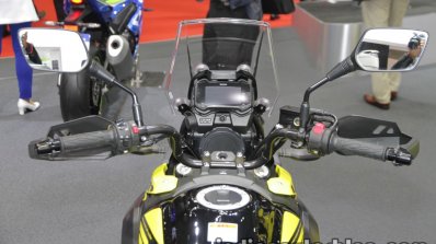 Suzuki V-Strom 250 dashboard windscreen at 2017 Tokyo Motor Show
