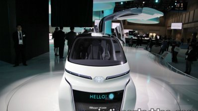 Toyota Concept-i Ride front at 2017 Tokyo Motor Show front