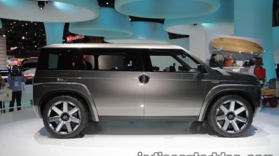Toyota Tj Cruiser concept at the 2017 Tokyo Motor Show right side view