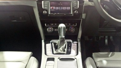 VW Passat centre console