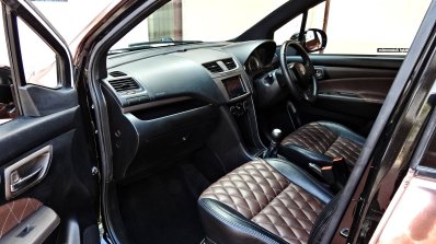 custom Maruti Ertiga interior rose gold image