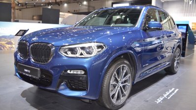 2018 BMW X3 front three quarters left side at 2017 Dubai Motor Show