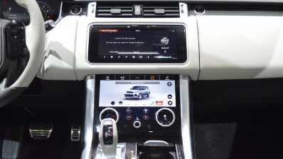 2018 Range Rover Sport SVR centre console at 2017 Dubai Motor Show