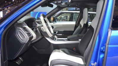 2018 Range Rover Sport SVR front seats at 2017 Dubai Motor Show
