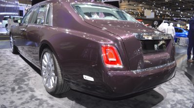 2018 Rolls-Royce Phantom EWB rear three quarters left side at 2017 Dubai Motor Show
